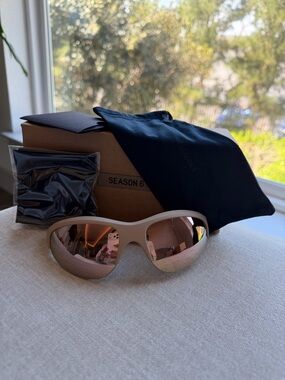 Yeezy Season 6 Sunglasses in Tan Frame with Mirrored Brown Lenses